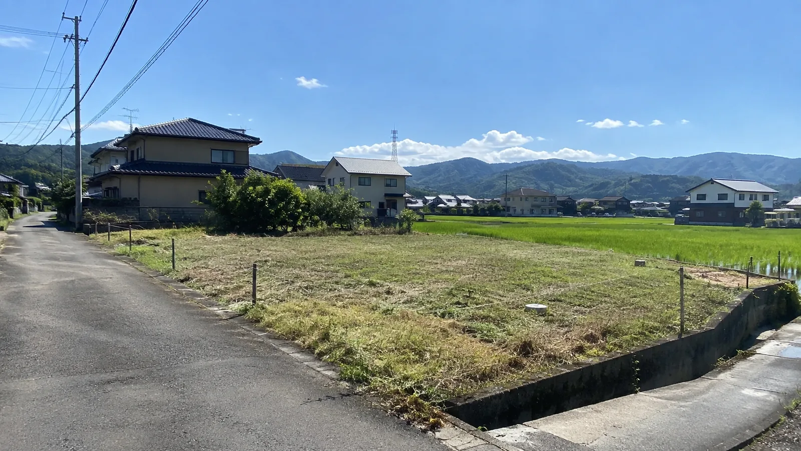 蓄電池設備の搬入・施工イメージ